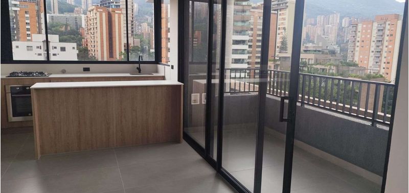 Apartamento en Venta en Medellín, El Poblado-1