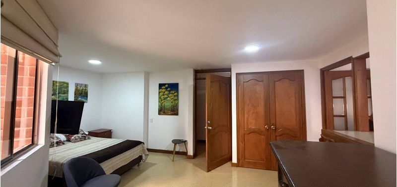 Apartamento en Venta en Medellín, Laureles-1
