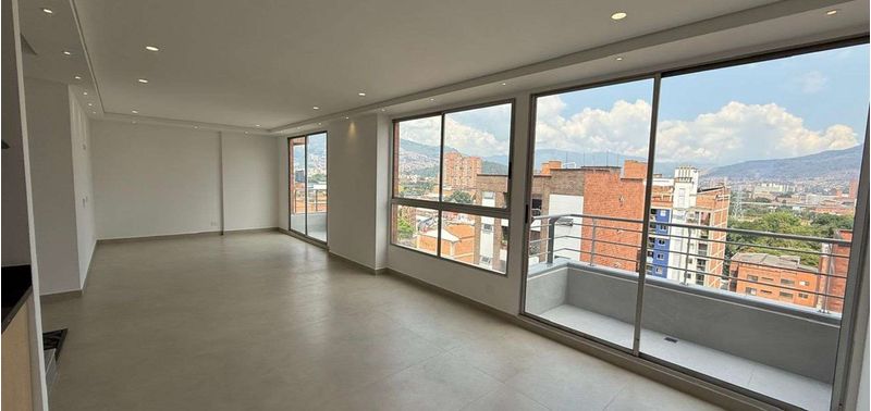 Apartamento en Venta en Medellín, Conquistadores-1