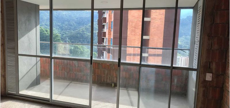 Apartamento en Venta en Sabaneta, Loma De San Jose-0