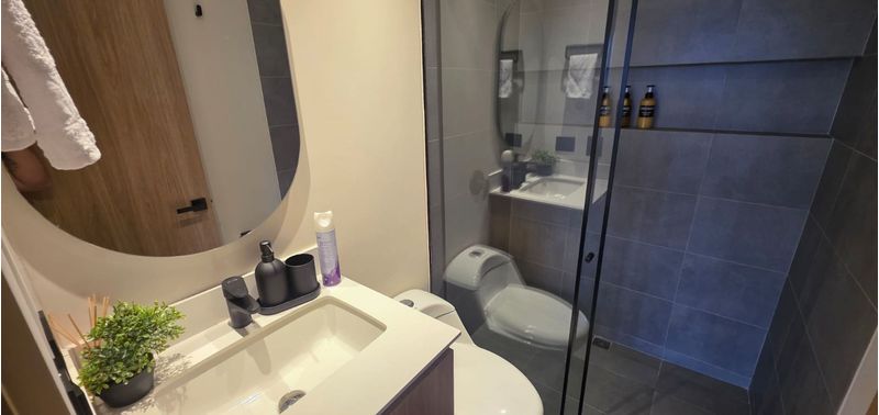 Apartamento en Venta en Medellín, Altos del Poblado-3