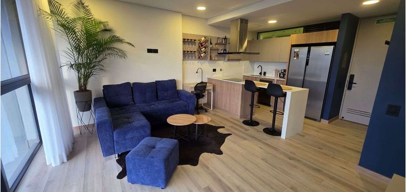 Apartamento en Venta en Medellín, Altos del Poblado-4