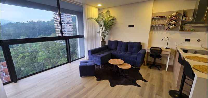 Apartamento en Venta en Medellín, Altos del Poblado-5