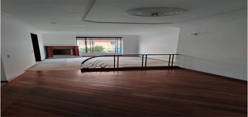 Apartamento en Venta en Bogotá, D.C., Santa Barbara Central-Usaquén-0