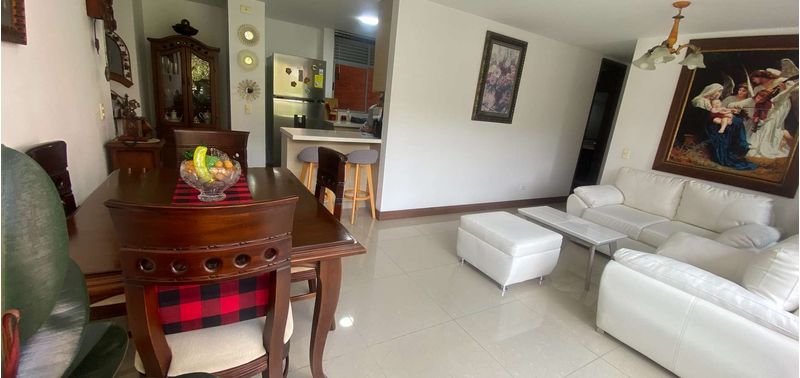 Apartamento en Venta en Sabaneta, Tres Esquinas-11