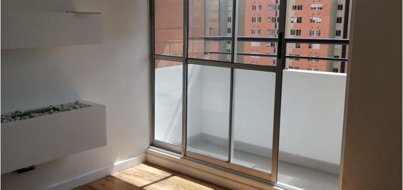 Apartamento en Venta en Madrid, Altos de Madrid-1