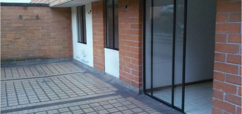 Apartamento en Venta en Medellín, Belén Loma de los Bernal-2