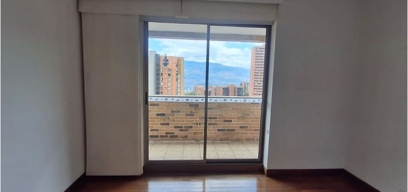 Apartamento en Venta en Medellín, El Poblado-1