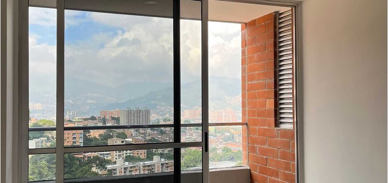 Apartamento en Venta en Envigado, Camino Verde-1