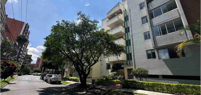 Apartamento en Venta en Medellín, Belén Nogal - Los Almendros-32