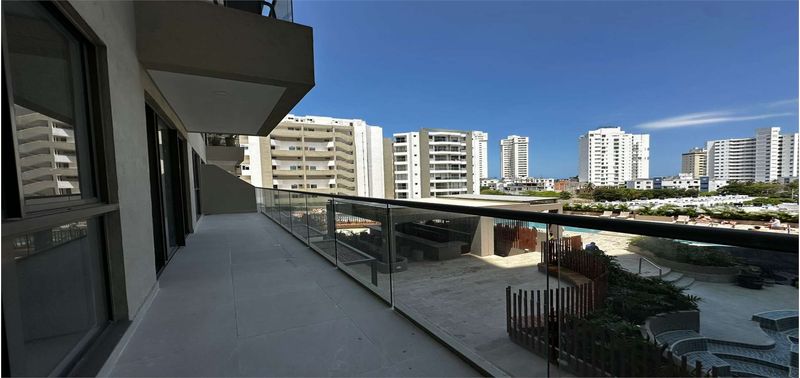 Apartamento en Venta en Santa Marta, Rodadero Sur-1