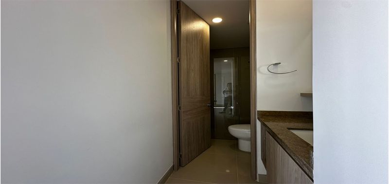 Apartamento en Venta en Santa Marta, Rodadero Sur-11