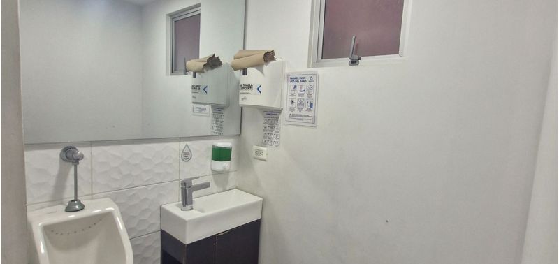 Oficina en Venta en Bogotá, D.C., Puente Largo-7