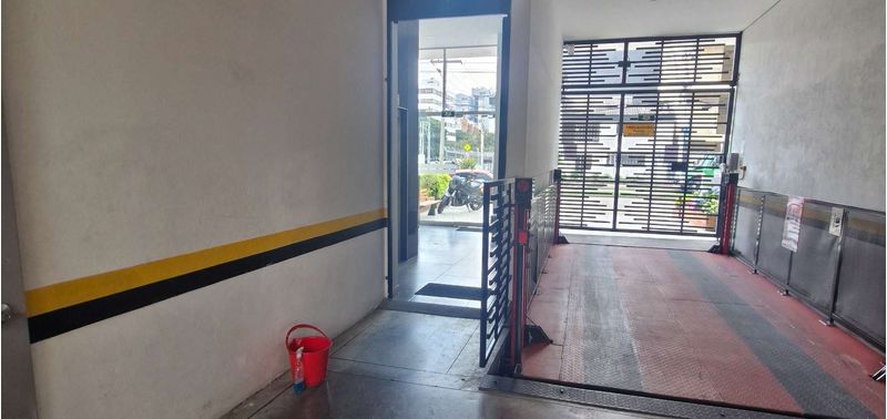 Oficina en Venta en Bogotá, D.C., Puente Largo-13