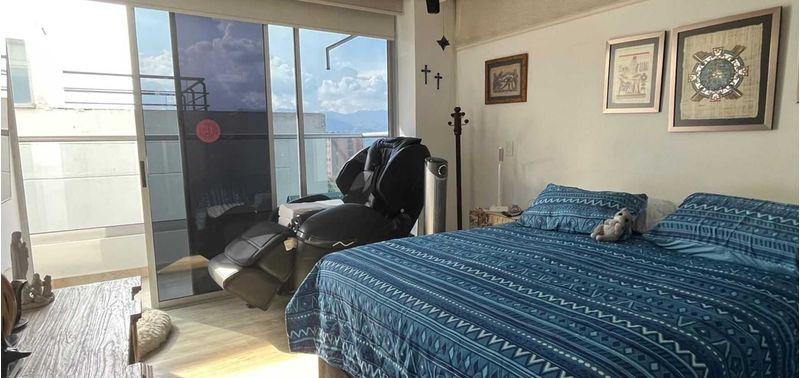 Casa en Venta en Envigado, San Lucas-2