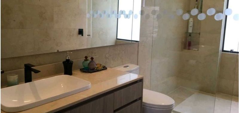 Casa en Venta en Envigado, El Salado-9