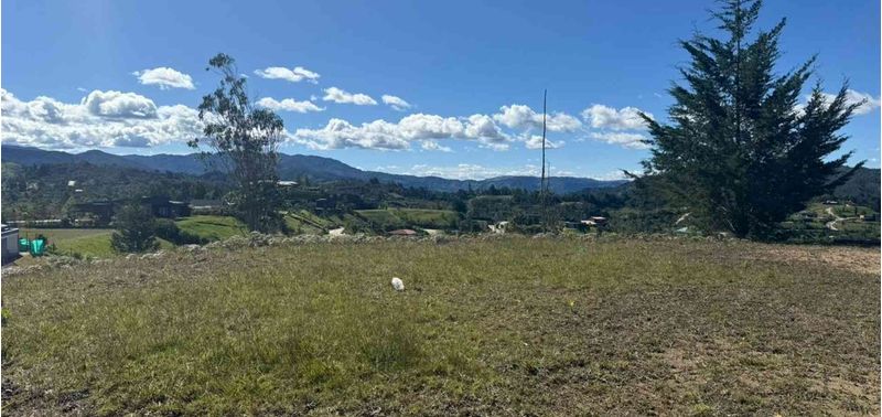 Lote en Venta en Retiro, Lejos del Nido