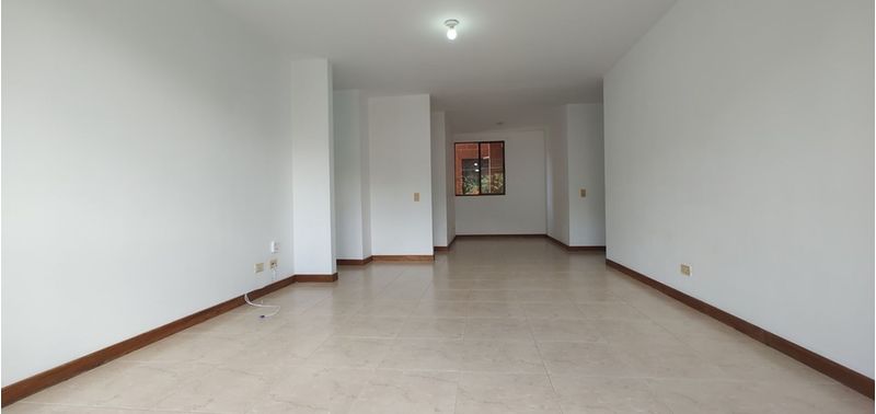 Apartamento en Venta en Medellín, La Frontera-0