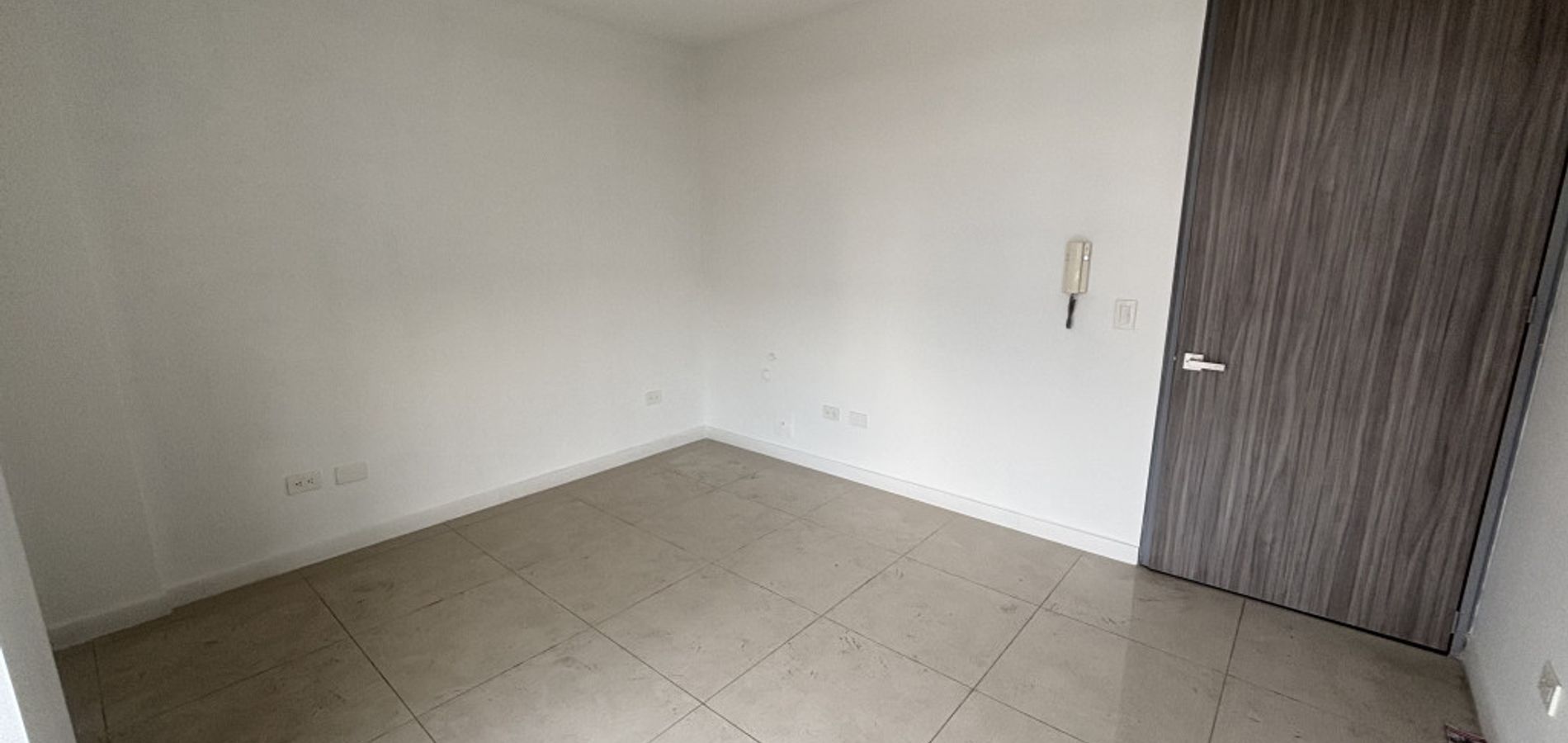 Oficina en Venta en Bogotá, D.C., Pontevedra-2