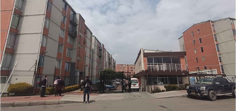 Apartamento en Venta en Bogotá, D.C., Compartir-0