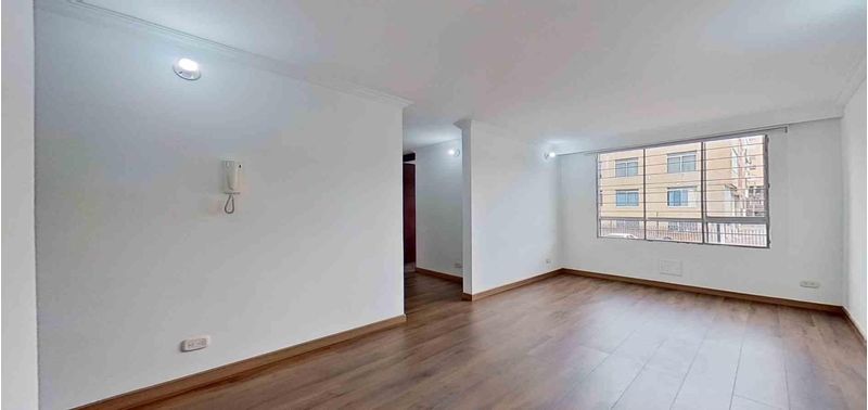 Apartamento en Venta en Bogotá, D.C., San Antonio Noroccidental-0