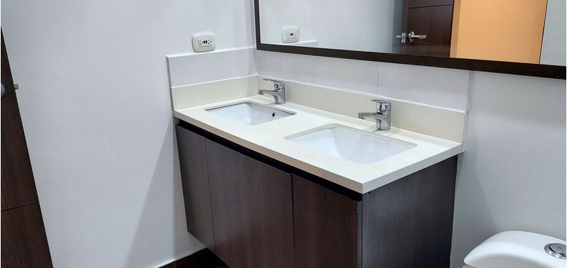 Apartamento en Venta en Medellín, Altos del Poblado-27