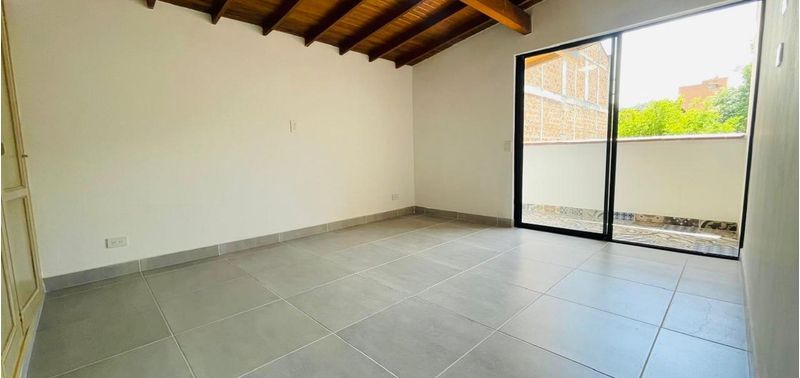 Apartamento en Venta en Medellín, Suramericana-5