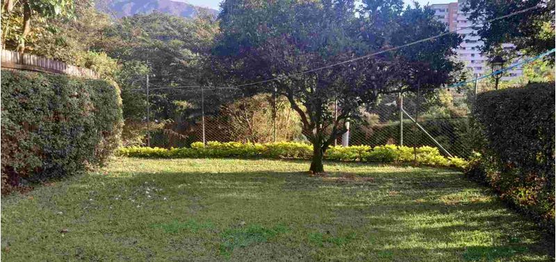 Casa en Venta en Envigado, Loma del Atravesado-29
