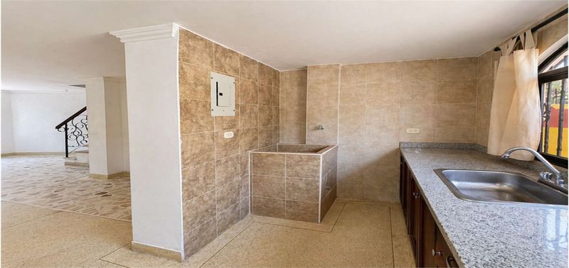 Casa en Venta en Santa Marta, Rodadero Sur-2