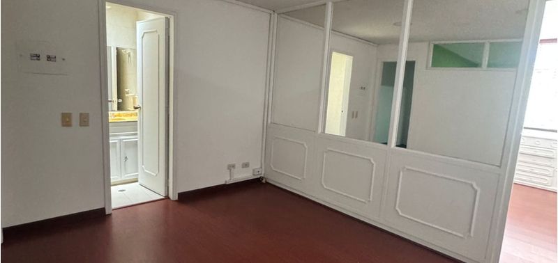 Oficina en Venta en Bogotá, D.C., Los Rosales-2