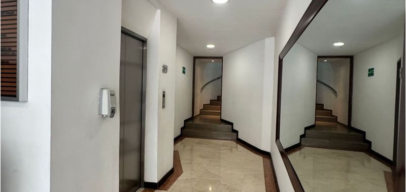 Oficina en Venta en Bogotá, D.C., Los Rosales-6