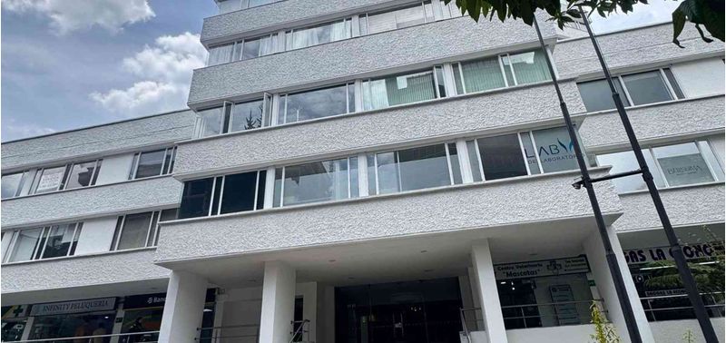 Oficina en Venta en Bogotá, D.C., Los Rosales-15