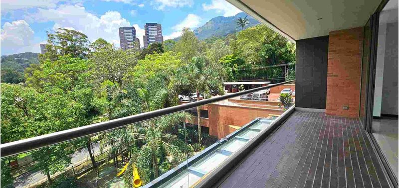 Apartamento en Venta en Medellín, El Poblado-1