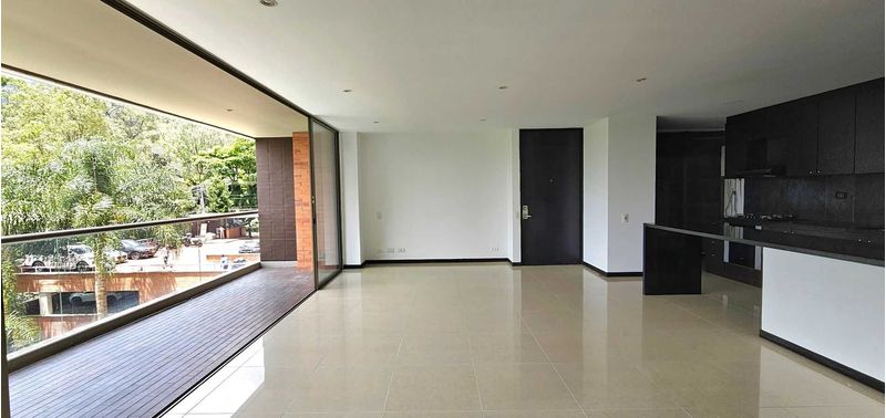Apartamento en Venta en Medellín, El Poblado-12