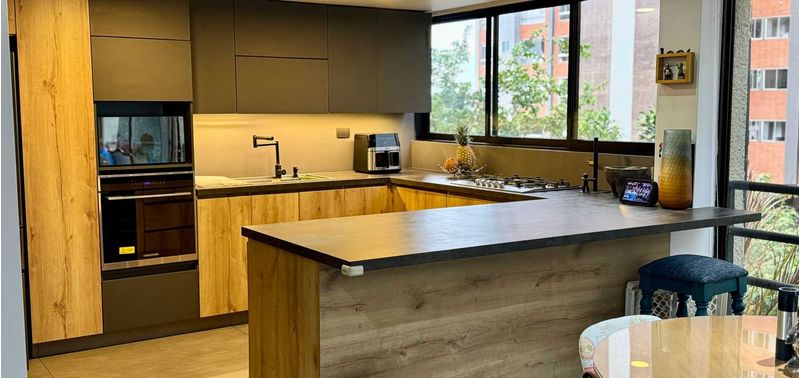 Casa en Venta en Medellín, El Poblado-0