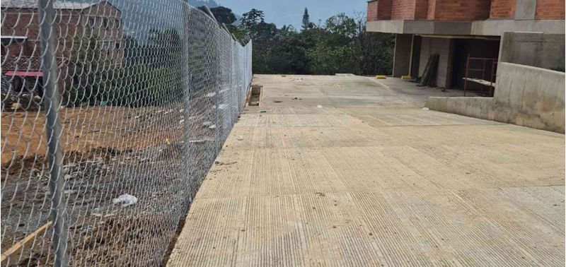 Apartamento en Venta en Medellín, San Antonio de Prado-21