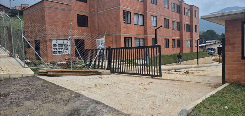 Apartamento en Venta en Medellín, San Antonio de Prado-29