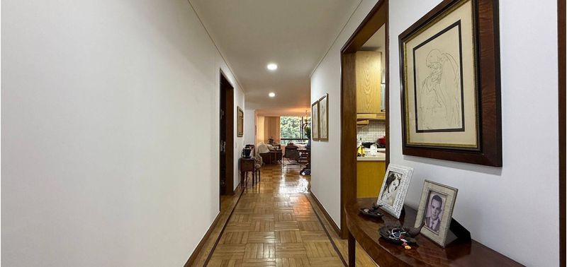 Apartamento en Venta en Medellín, Los Arrayanes-0