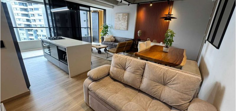 Apartamento en Venta en Envigado, Cumbres-0
