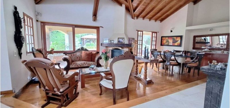 Casa en Venta en Guarne, Centro Guarne-0