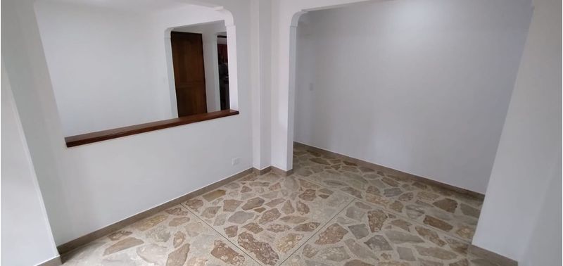Apartamento en Venta en Medellín, Laureles-2