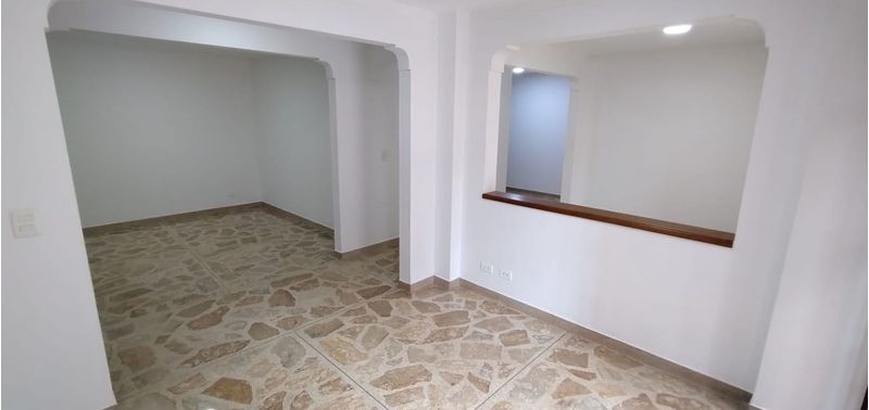 Apartamento en Venta en Medellín, Laureles-3