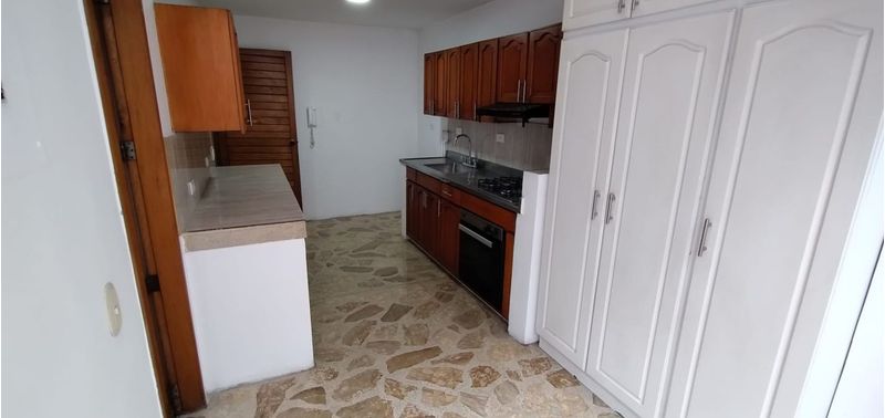 Apartamento en Venta en Medellín, Laureles-6