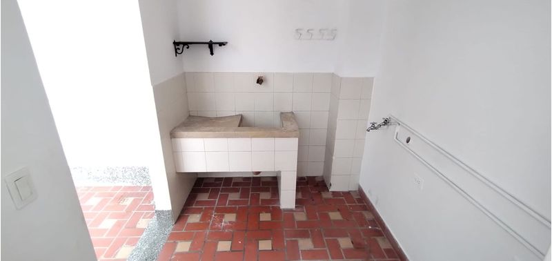 Apartamento en Venta en Medellín, Laureles-16