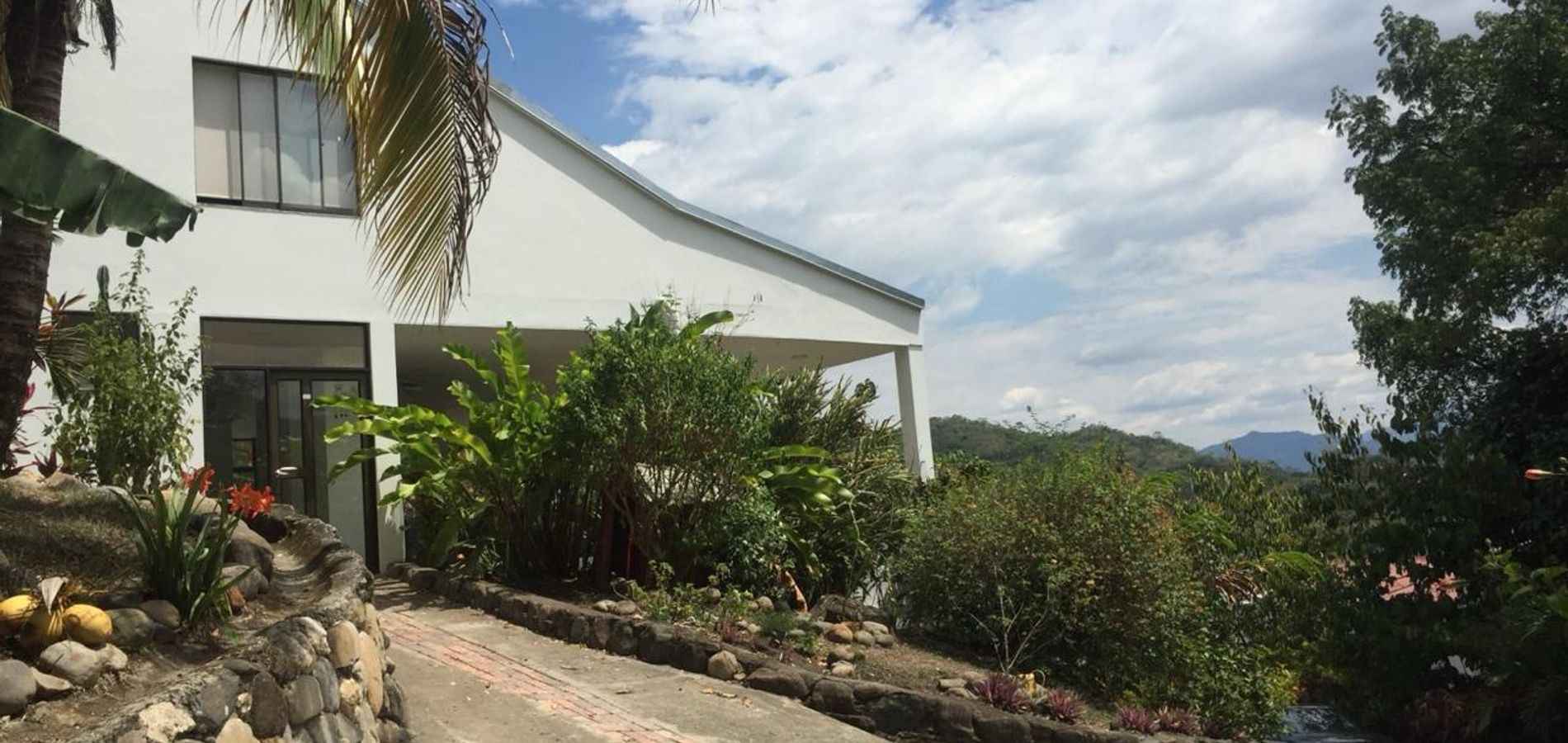 Casa en Venta en Bogotá, D.C., Villeta-0