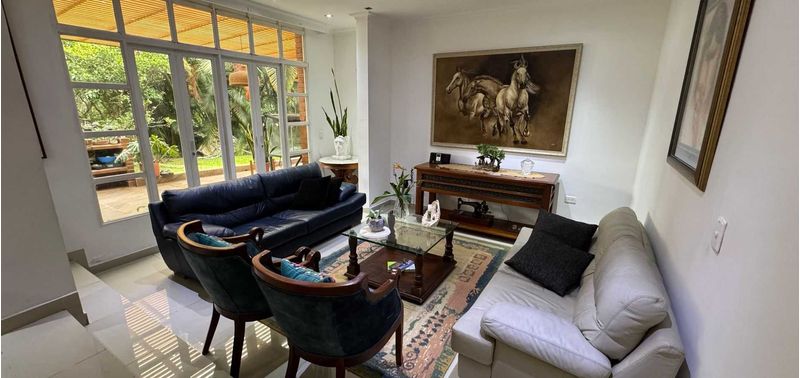 Casa en Venta en Medellín, El Poblado-1