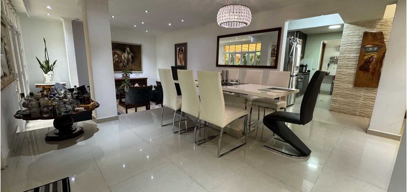 Casa en Venta en Medellín, El Poblado-6