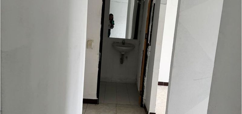 Apartamento en Venta en Bogotá, D.C., Laureles-0