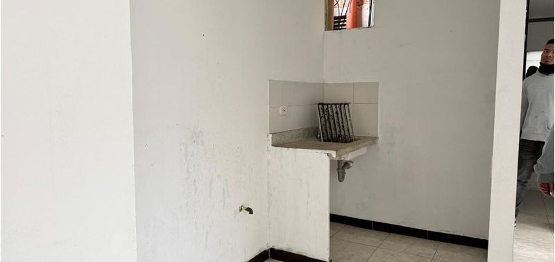 Apartamento en Venta en Bogotá, D.C., Laureles-2