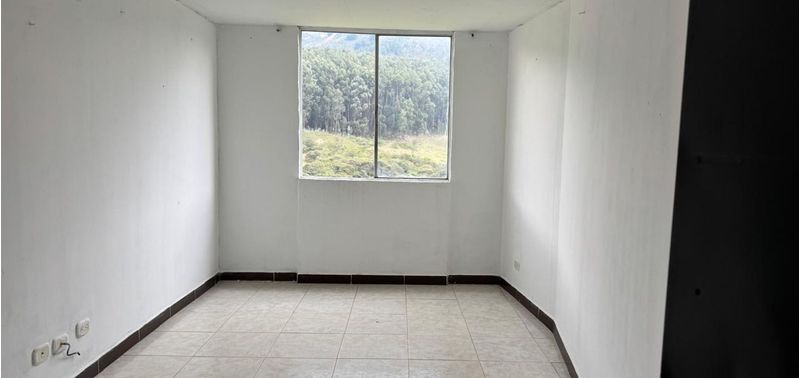 Apartamento en Venta en Bogotá, D.C., Laureles-3